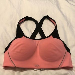 Victoria’s Secret Sport Sports bra 32D NWOT